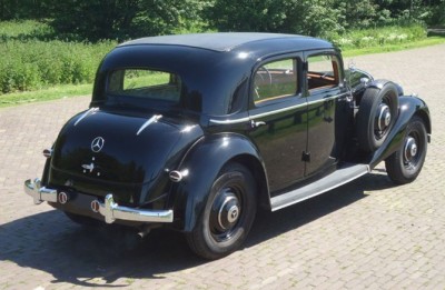 Mercedes-Benz 230 W143 с кузовом лимузин __.jpg