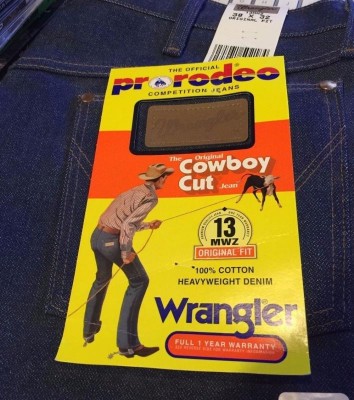 Wrangler 13MWZ 38x32 1.jpg