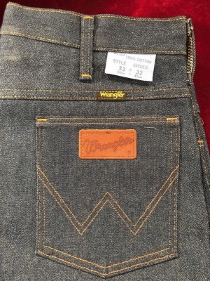 Wrangler 945den 33x32 1.jpg