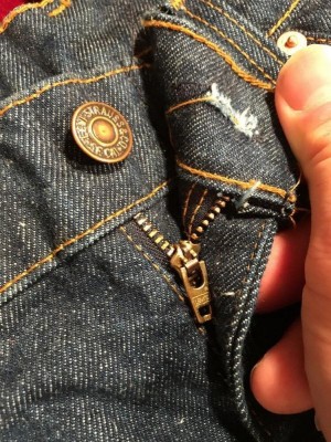 Levis 517-0217 36x31 3.jpg