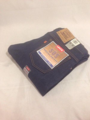 Levis 505-0217 32x34 1.jpg