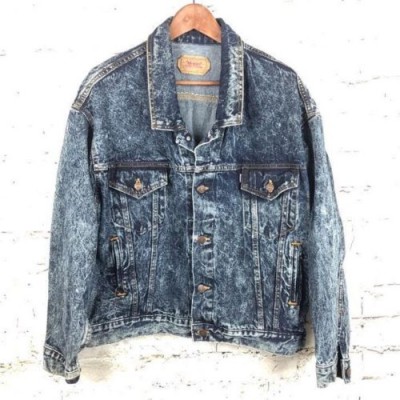 Levis 75068-0227 size L 1.jpg