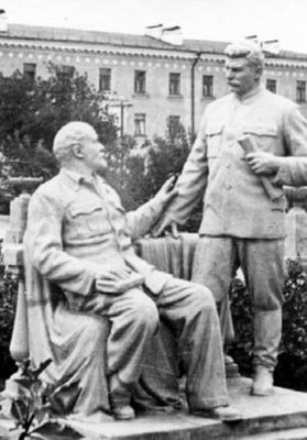 Lenin-Stalin-0.jpg